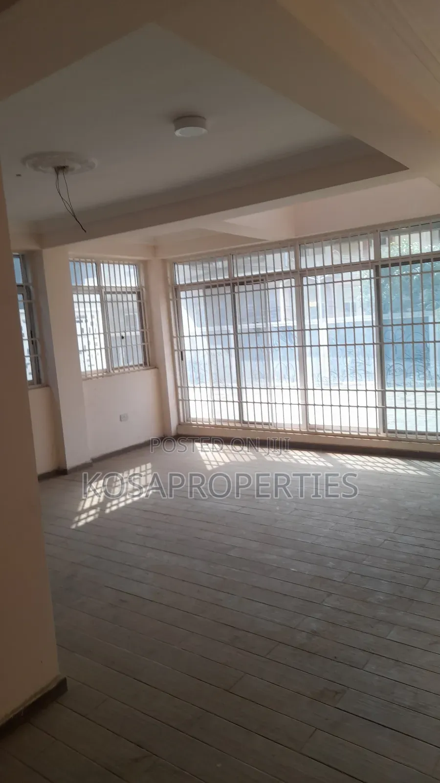 4bdrm House In Oyarifa High Tension For Sale