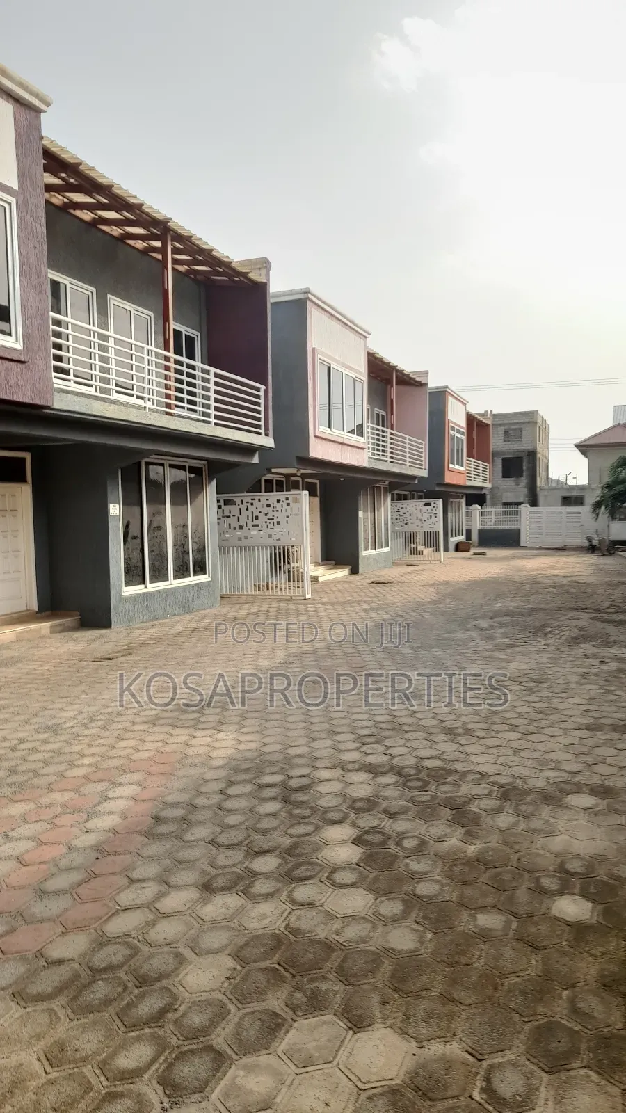 4bdrm House In Oyarifa High Tension For Sale