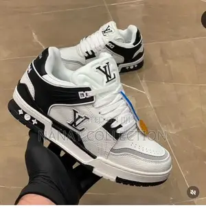 Louis Vuitton Trainer Sneaker