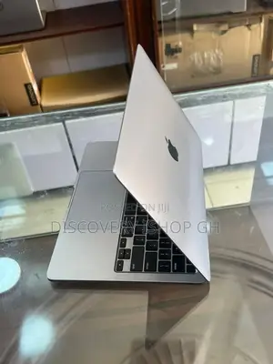 Laptop Apple MacBook Pro 2017 8GB Intel Core i5 SSD 256GB
