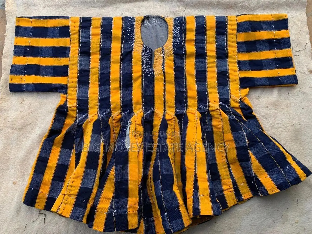 Original Smocks and Kente for All Class for Sale.