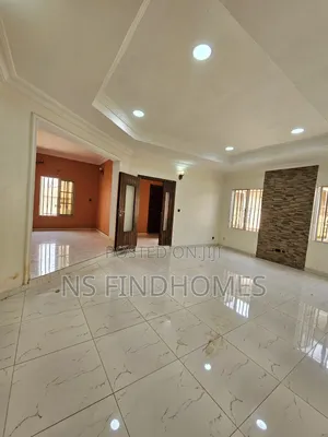 3bdrm Bungalow in Pillar 2 Estate for sale