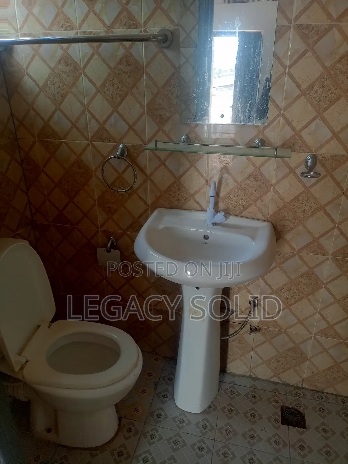 2bdrm Apartment in Legacy Solid Real, Teshie for rent