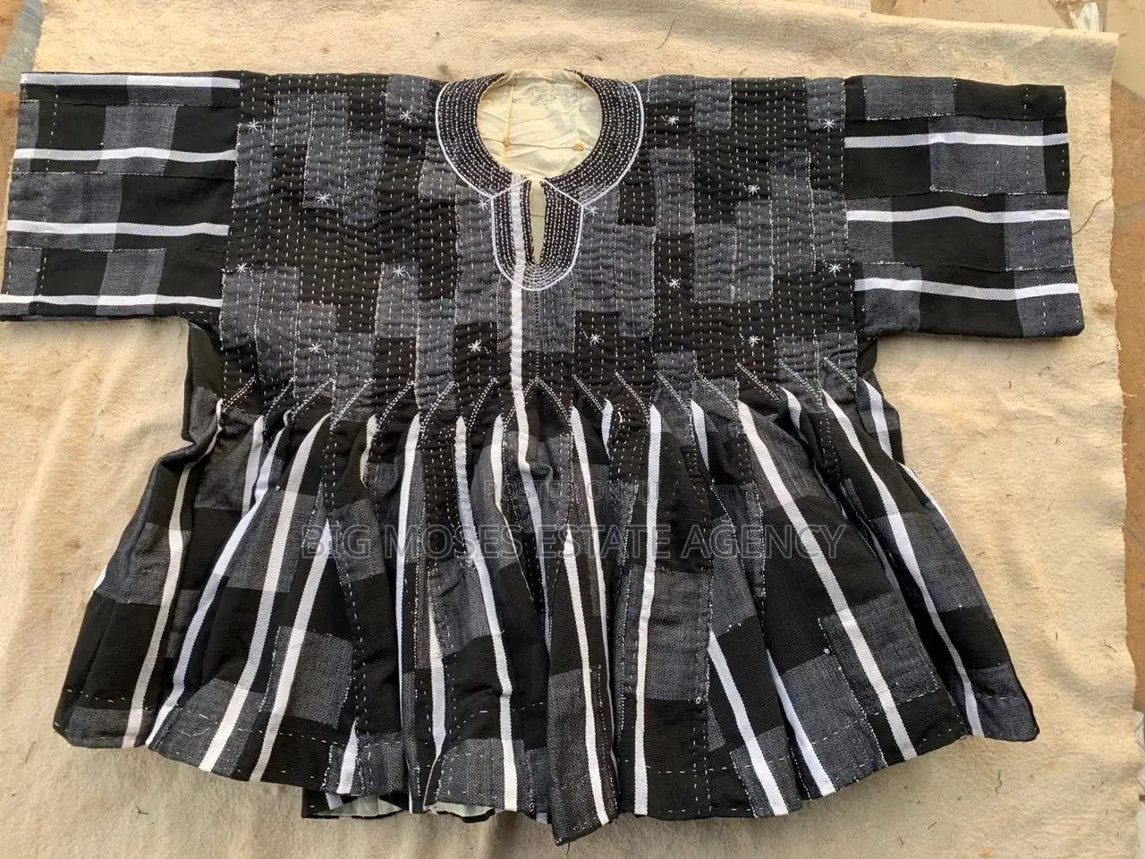 Original Smocks and Kente for All Class for Sale.