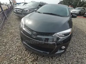 Toyota Corolla S 4dr Sedan (1.8L 4cyl CVT) 2016 Black