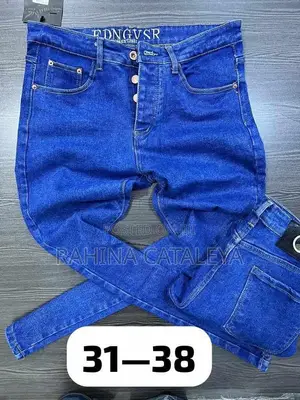 Men Qualify Jeans