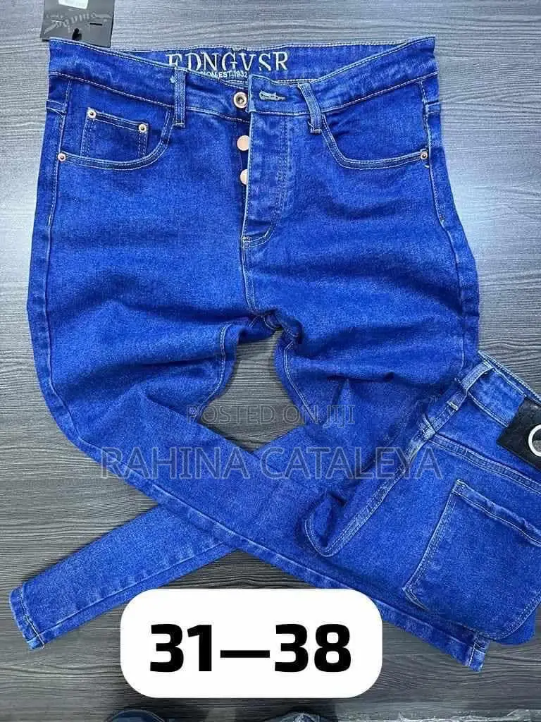 Men Qualify Jeans