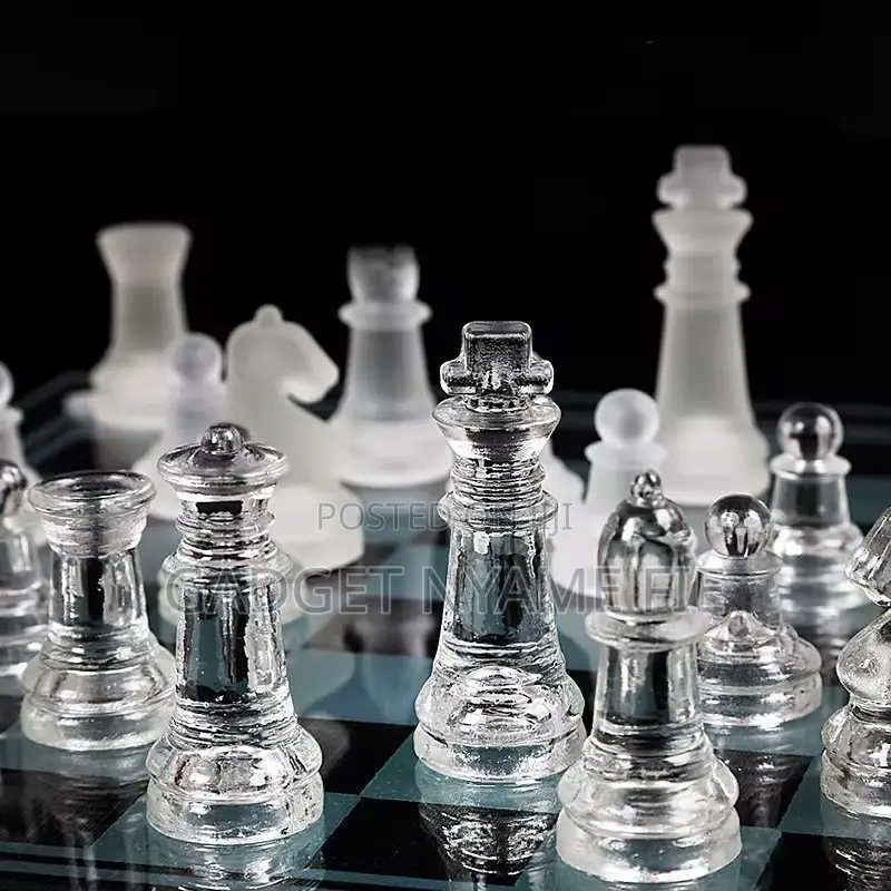 Glass Chess Large (17 Inches)