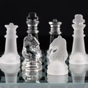 Glass Chess Large (17 Inches)