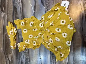 Fashionable Yellow Flora Dress for Babies