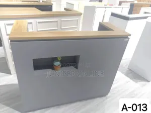 Receptionist Desk/Front Desk Trinii