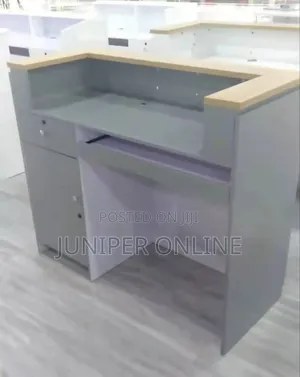Receptionist Desk/Front Desk Trinii