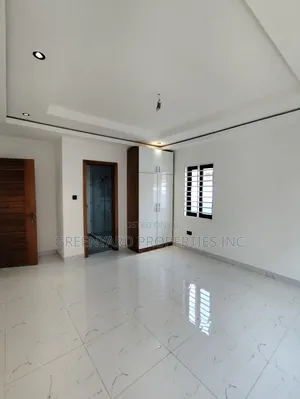3bdrm House in Oyarifa for sale