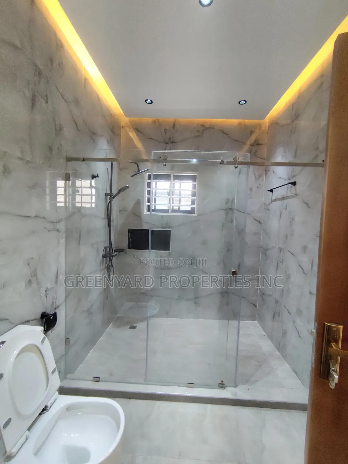 3bdrm House in Oyarifa for sale