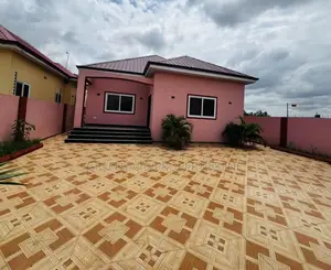 3bdrm House in Oyarifa for sale