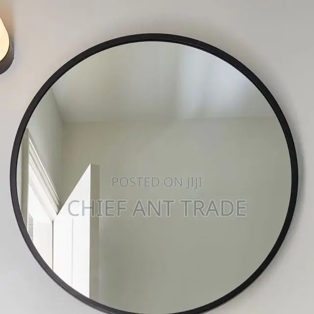 Mirror With Borders. 1171/1071