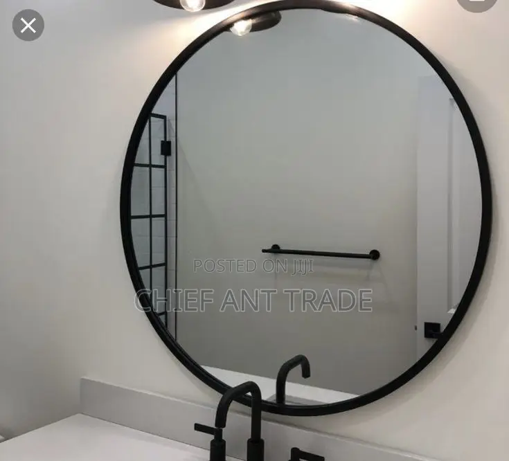 Mirror With Borders. 1171/1071