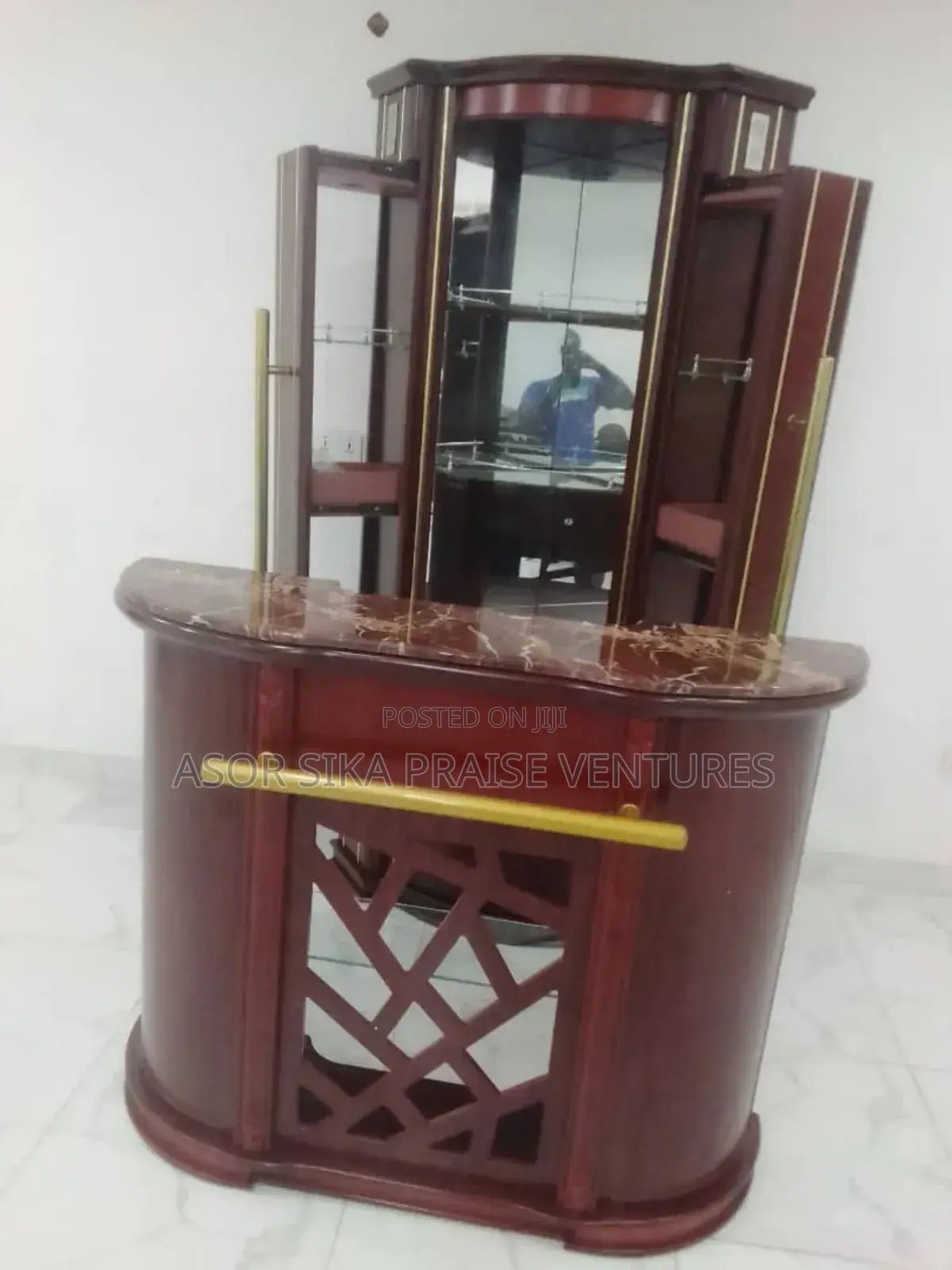 Corner Bar Stand Set