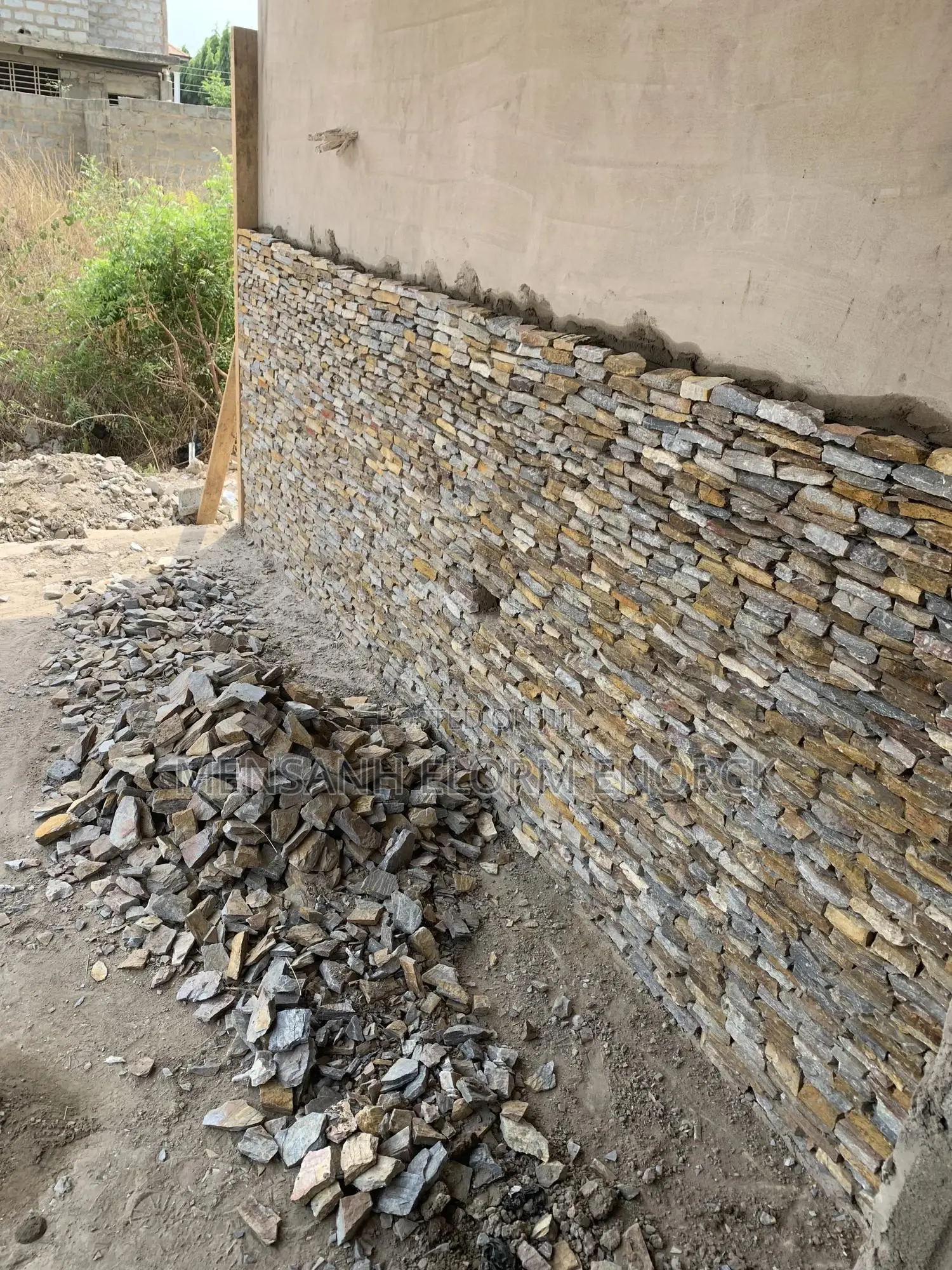 We Are a Good Team Stone Workers , Call Us for Good Service