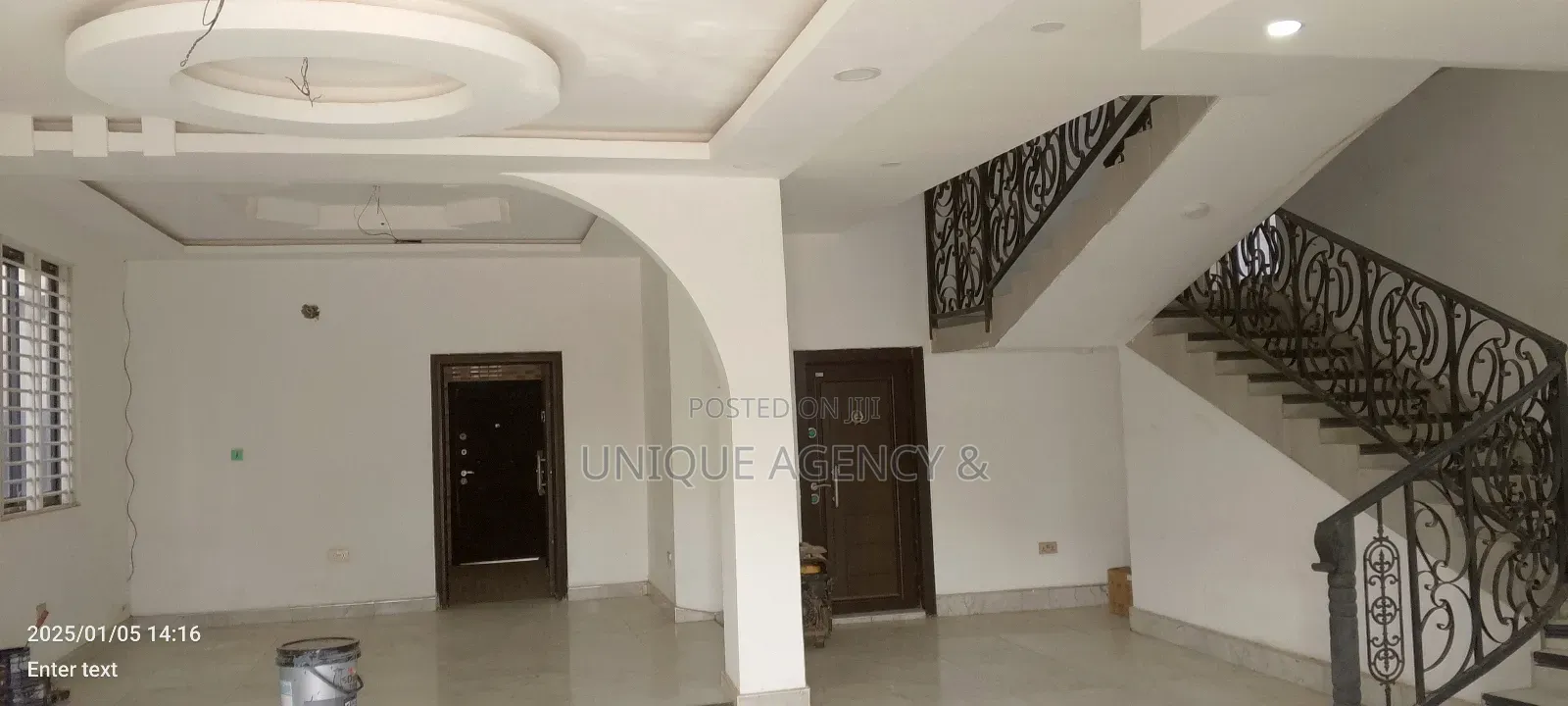 3bdrm Duplex in East Legon for sale