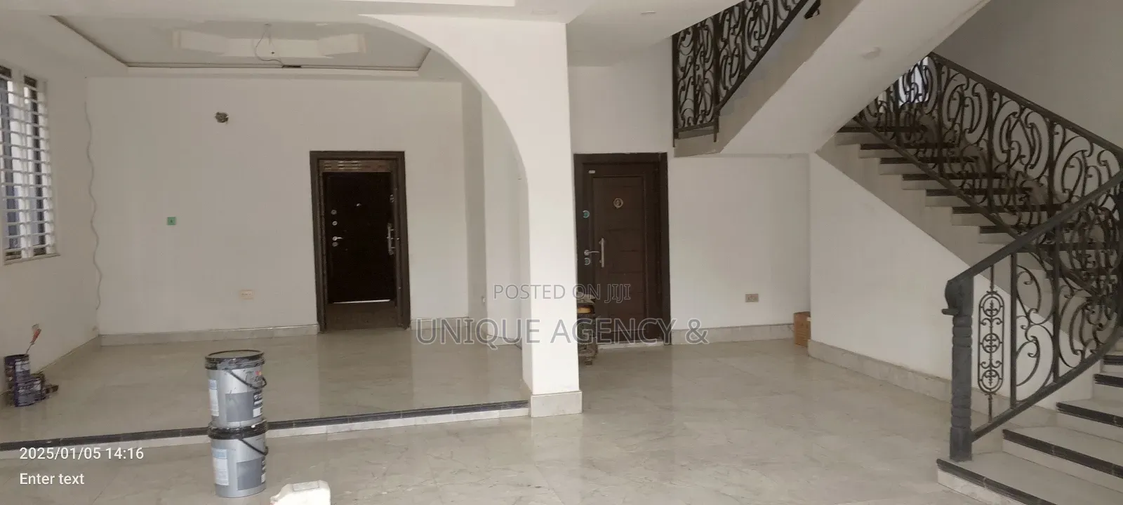 3bdrm Duplex in East Legon for sale