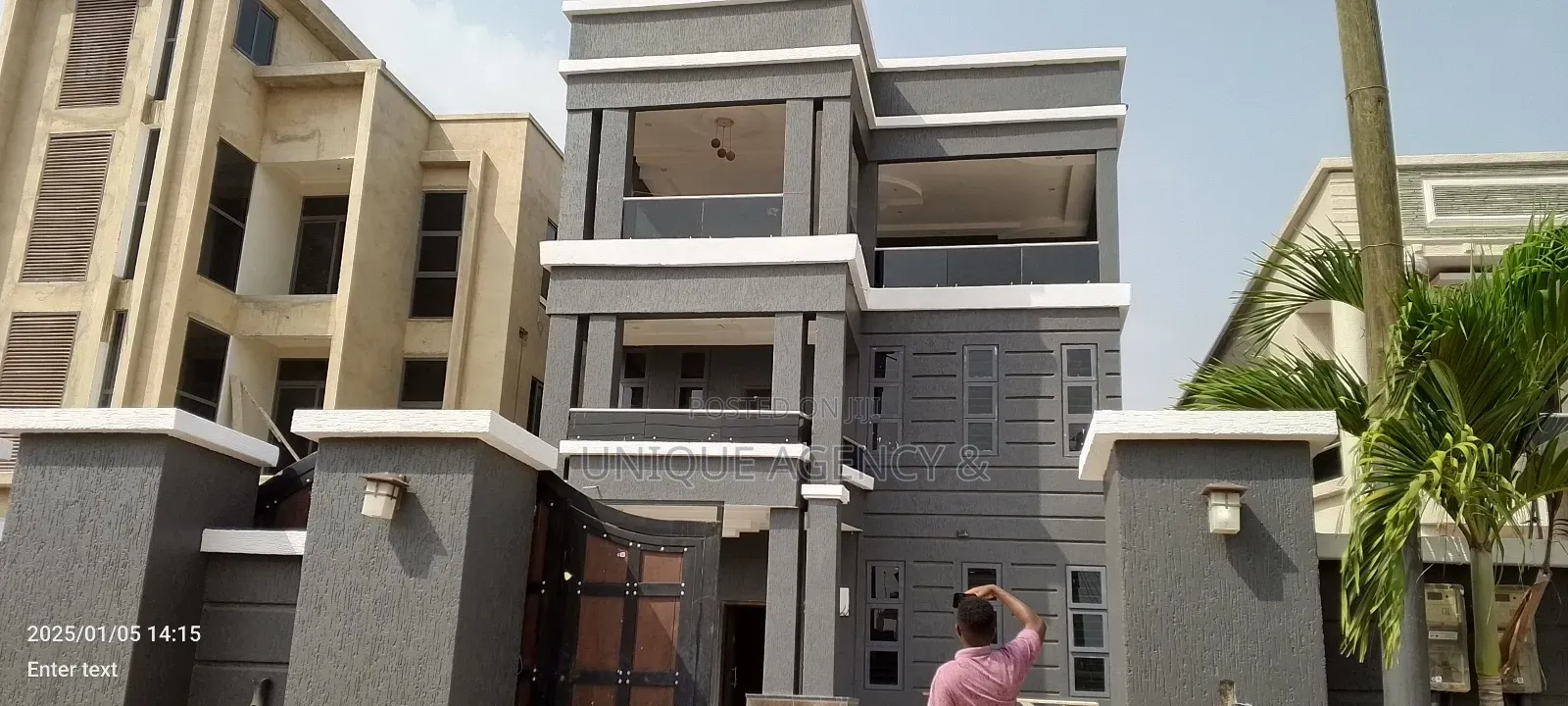 3bdrm Duplex in East Legon for sale