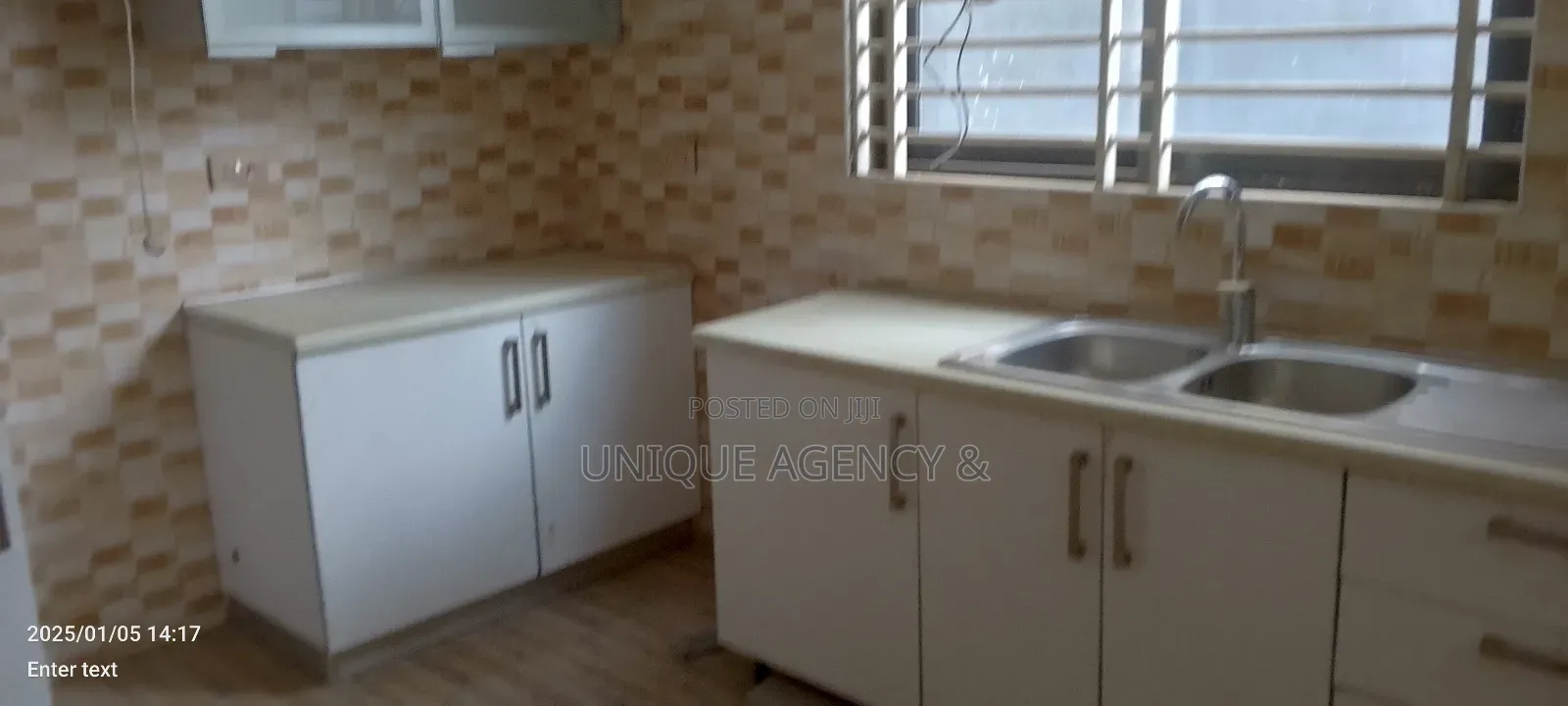 3bdrm Duplex in East Legon for sale