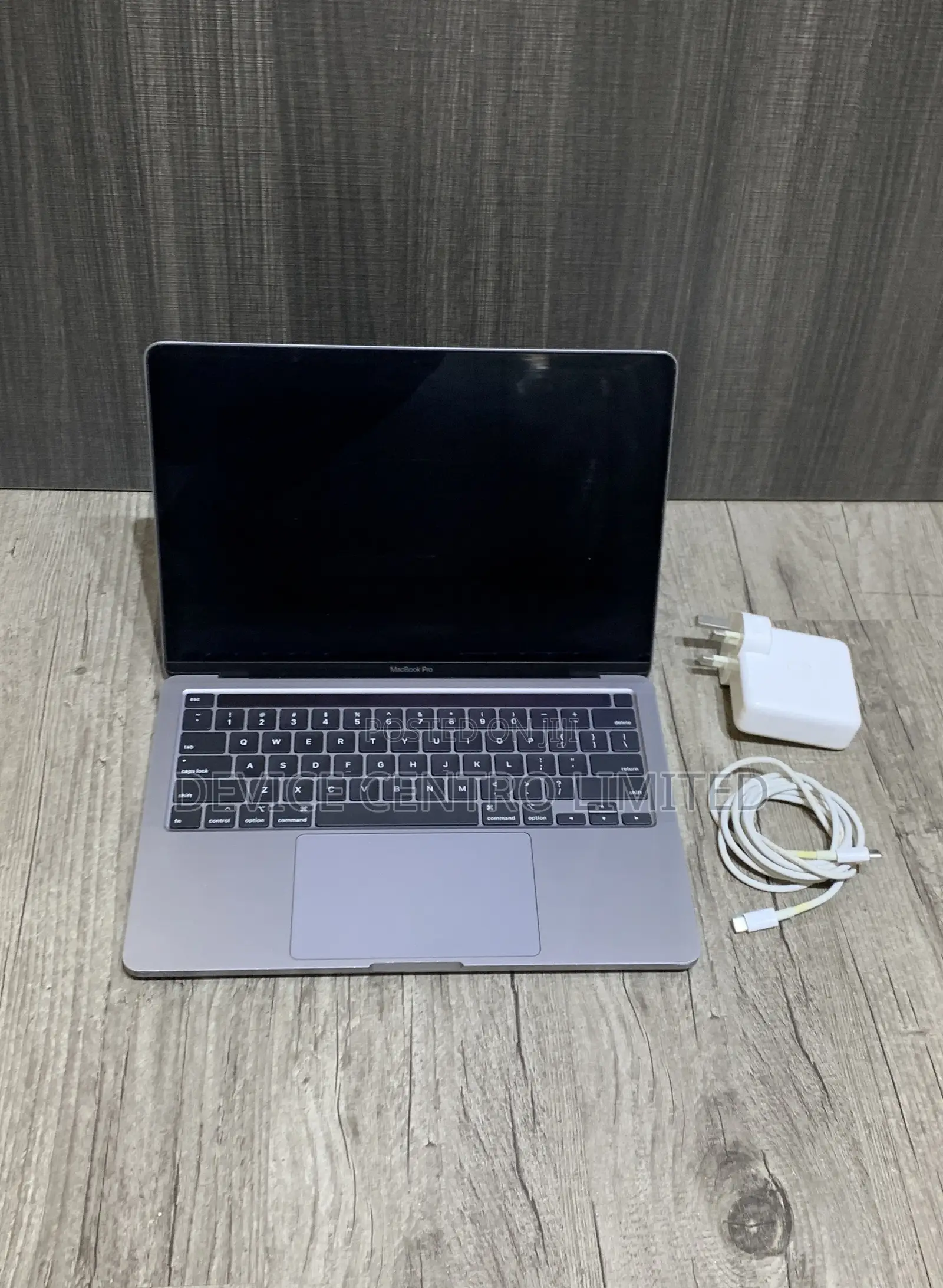Laptop Apple MacBook Pro 2020 8GB Intel Core I5 SSD 256GB