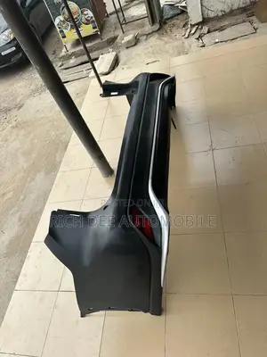 Highlander 2022 Back Bumper Complete SE