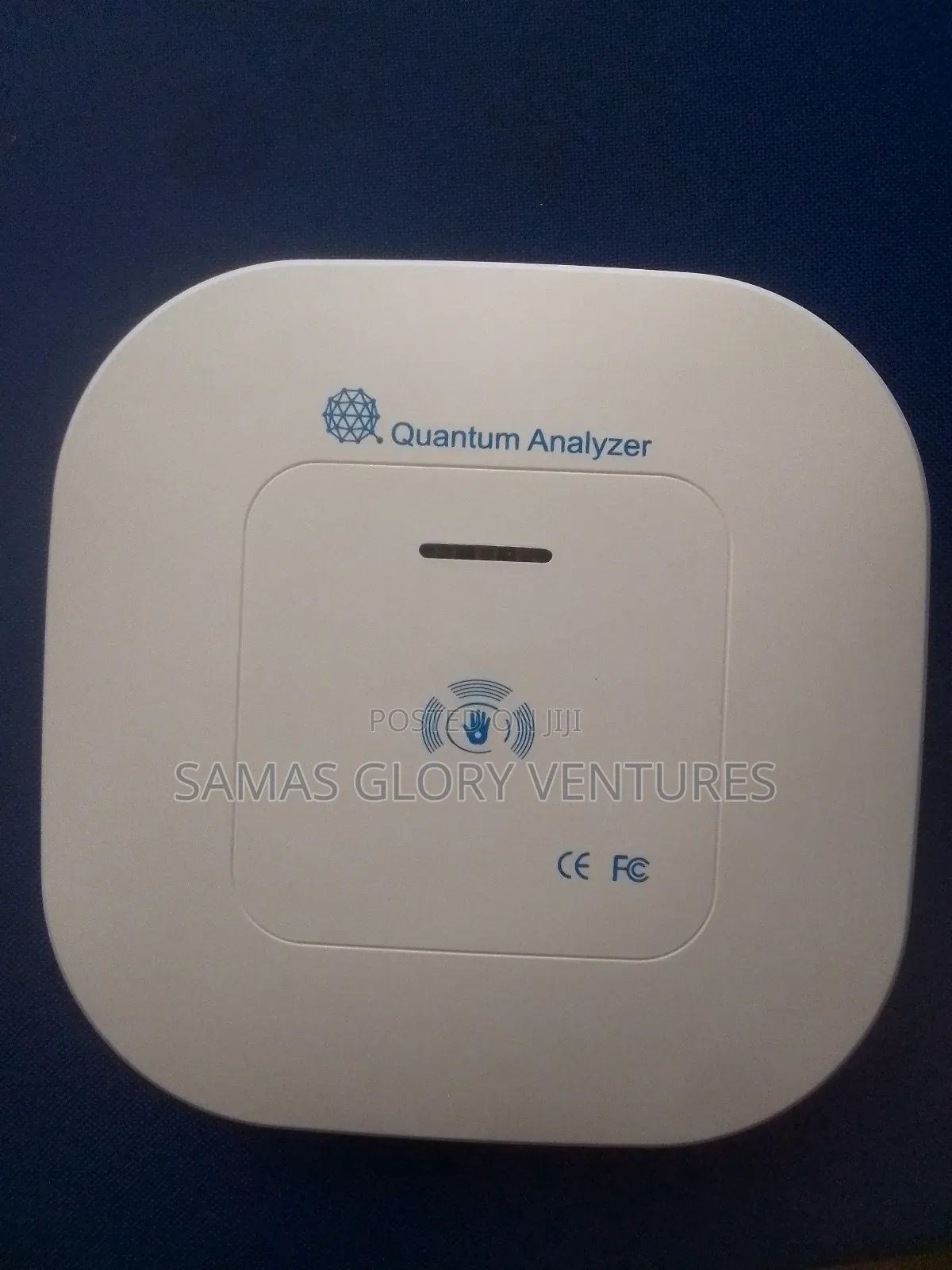 Quantum (White)