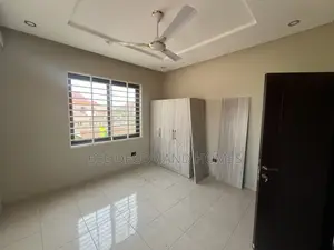 3bdrm Apartment in Agbogba Junction, Abokobi for rent