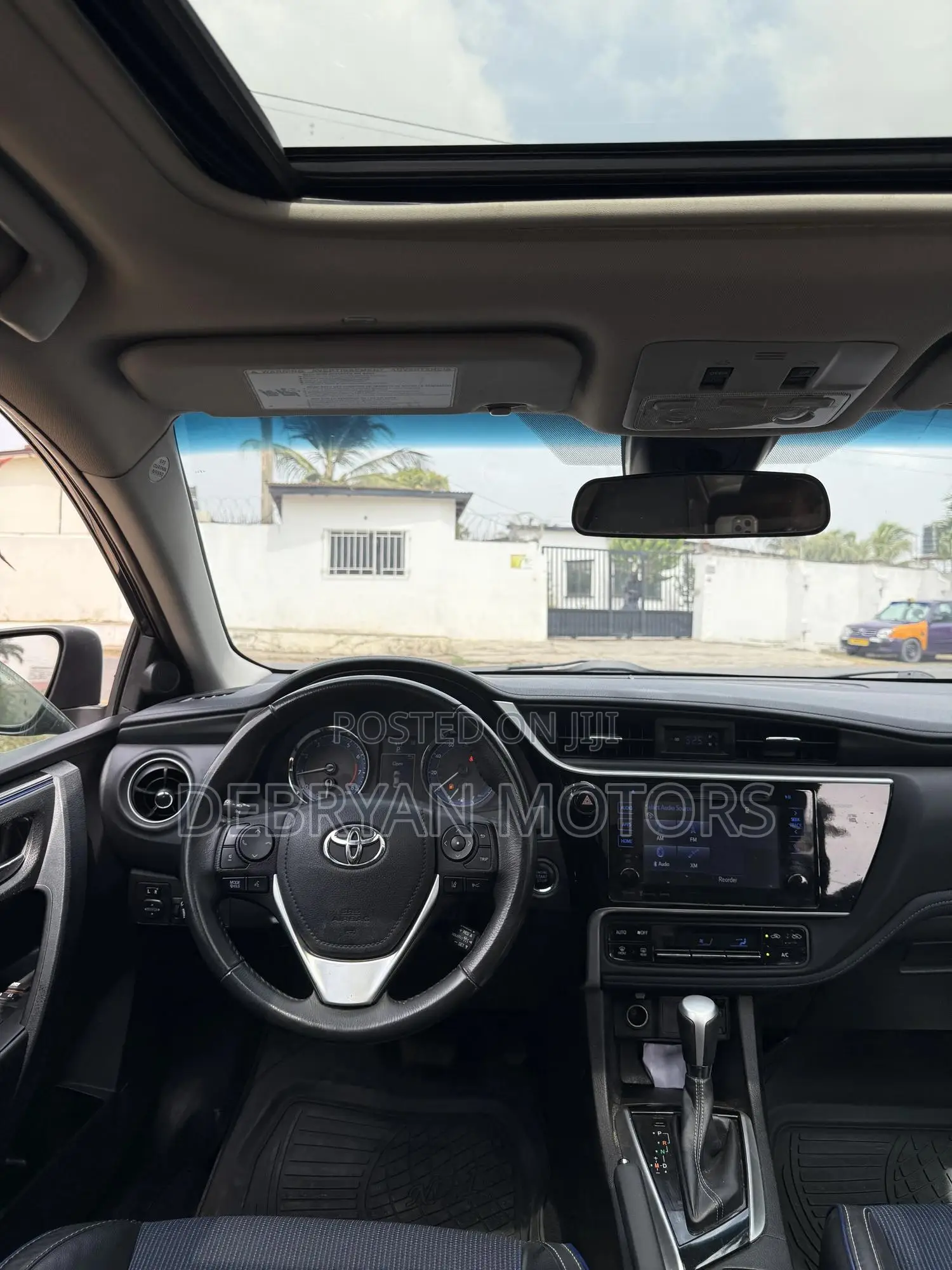 Toyota Corolla SE 4dr Sedan (1.8L 4cyl CVT) 2017 Black