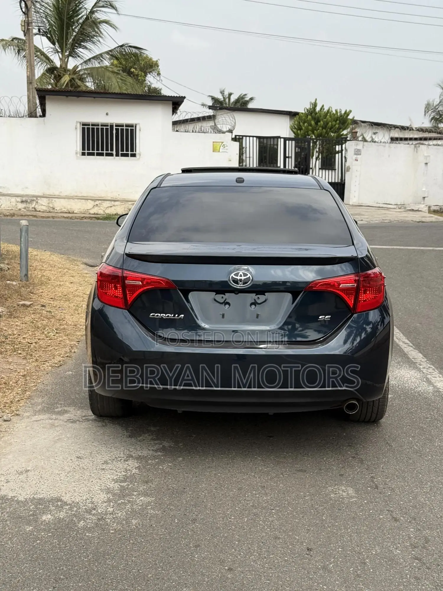 Toyota Corolla SE 4dr Sedan (1.8L 4cyl CVT) 2017 Black