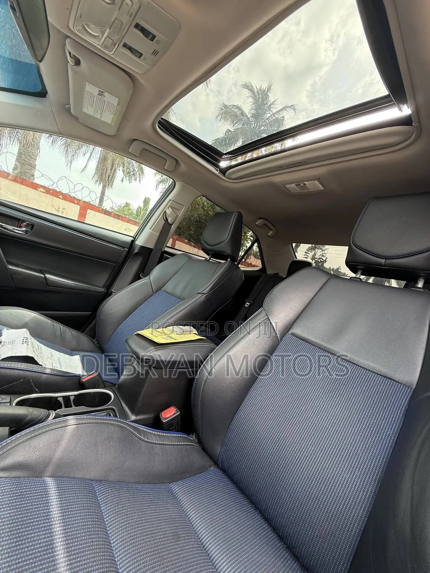 Toyota Corolla SE 4dr Sedan (1.8L 4cyl CVT) 2017 Black