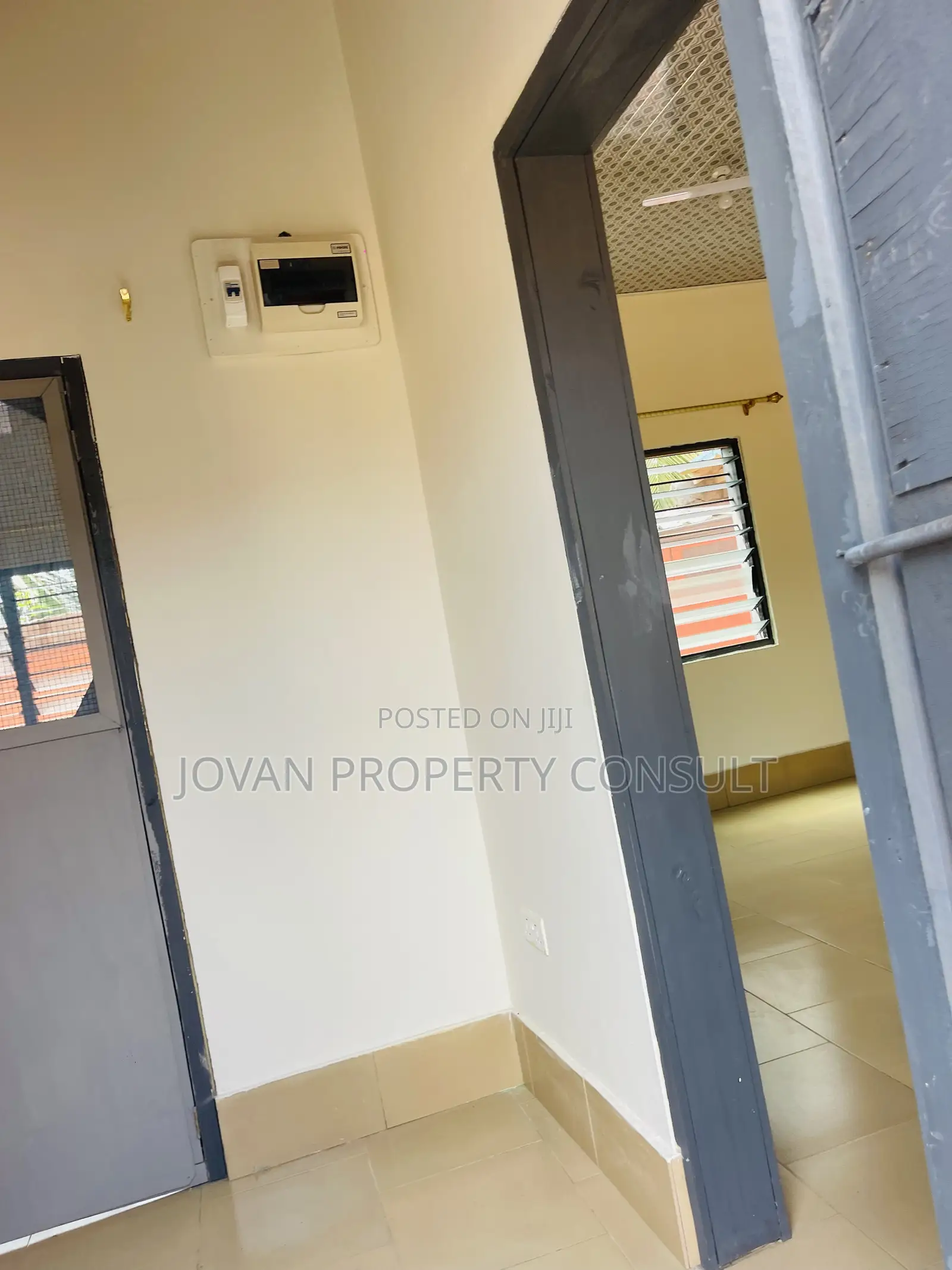 1bdrm Room & Parlour in Amasaman Cocoboard for rent