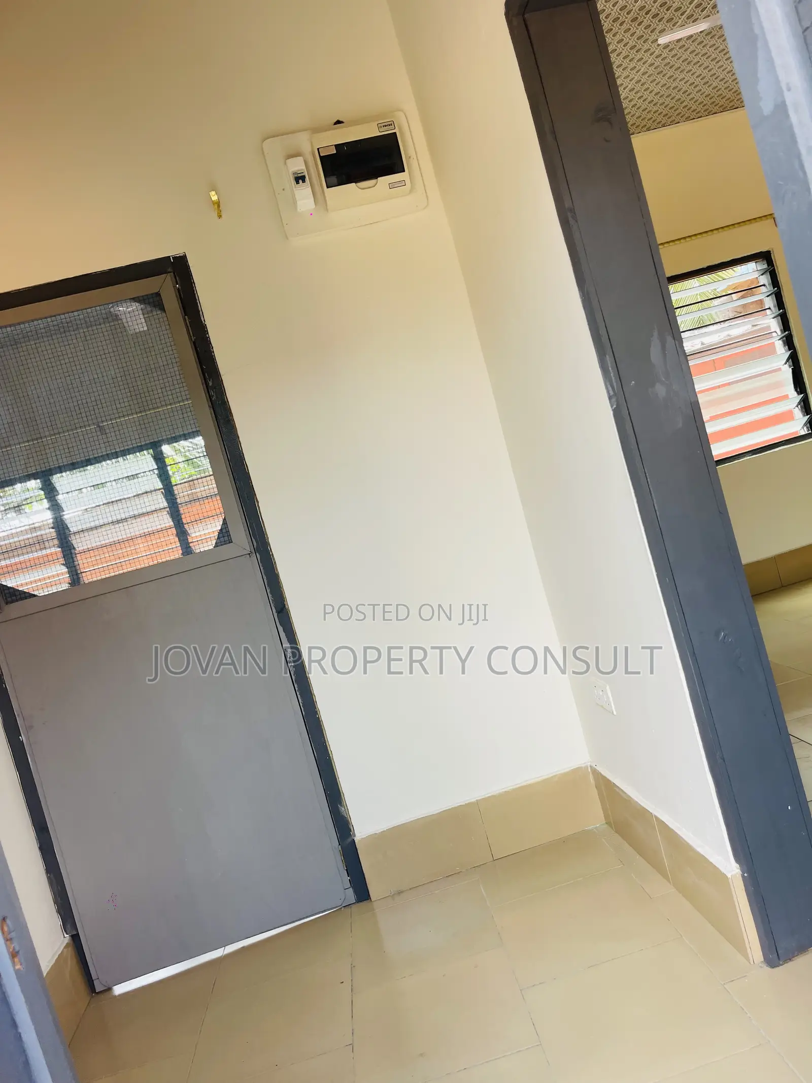 1bdrm Room & Parlour in Amasaman Cocoboard for rent