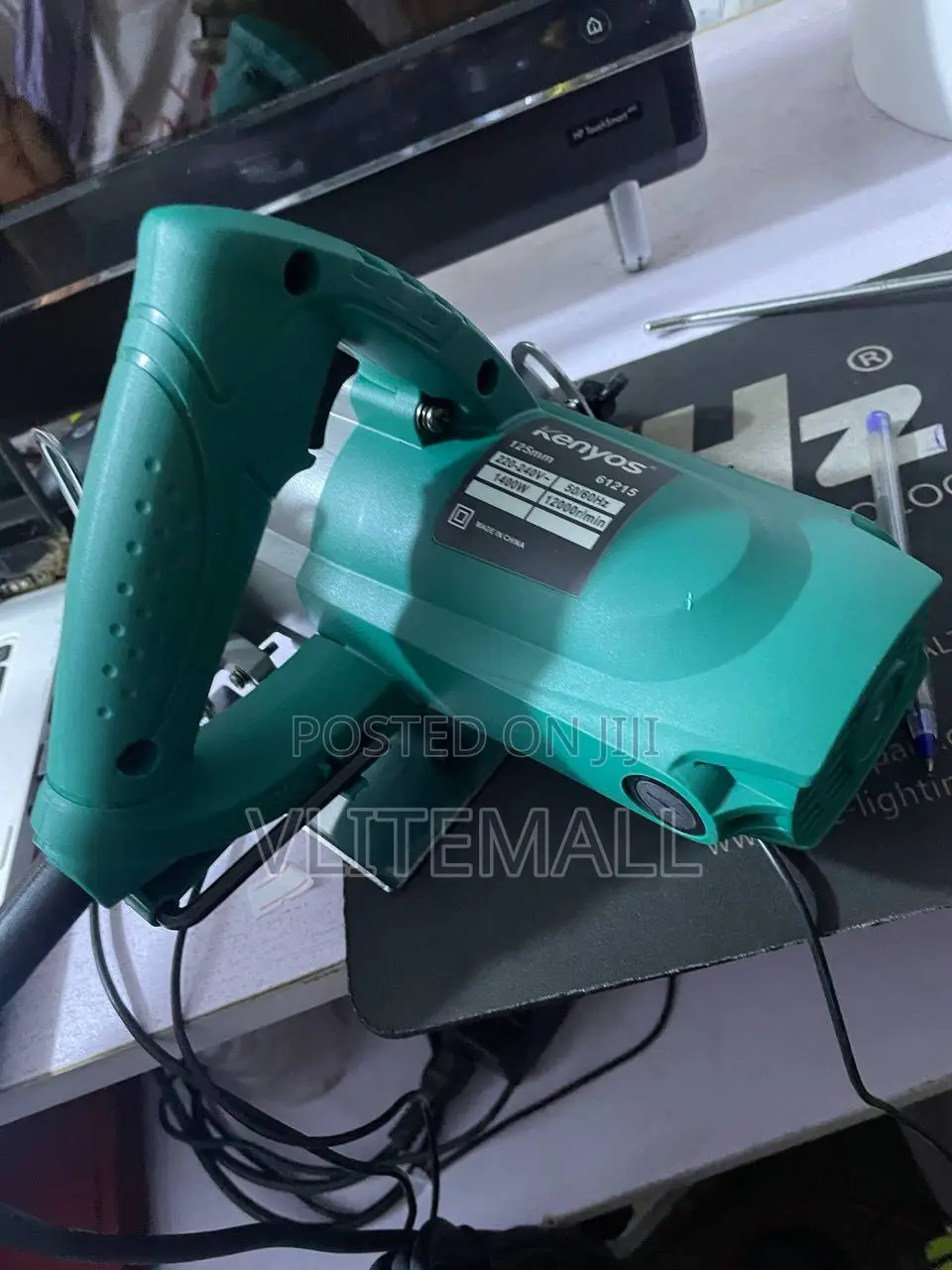 Heavy Duty Circular Saw