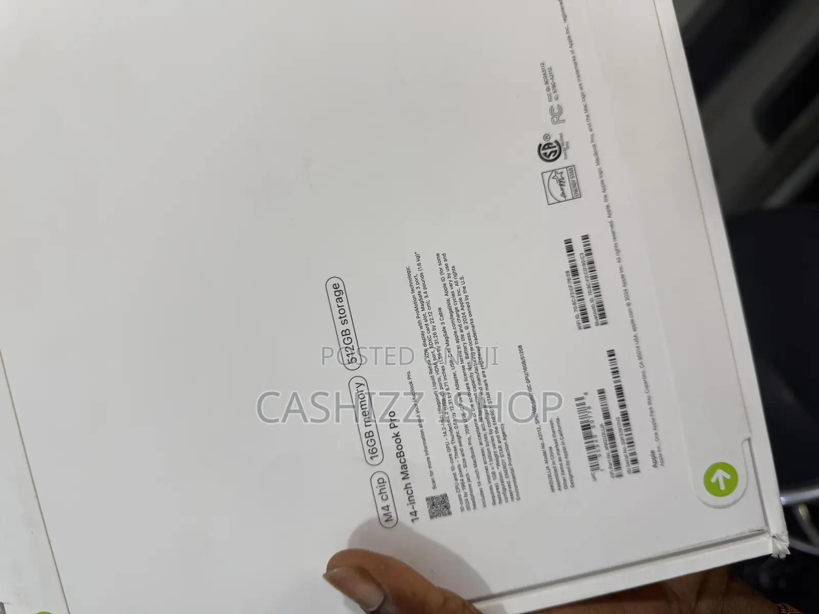 New Laptop Apple MacBook Pro 2024 M4 14-Inch 16GB Apple M4 SSD 512GB