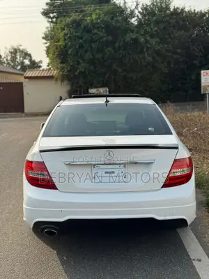 Mercedes-Benz C250 2014 White