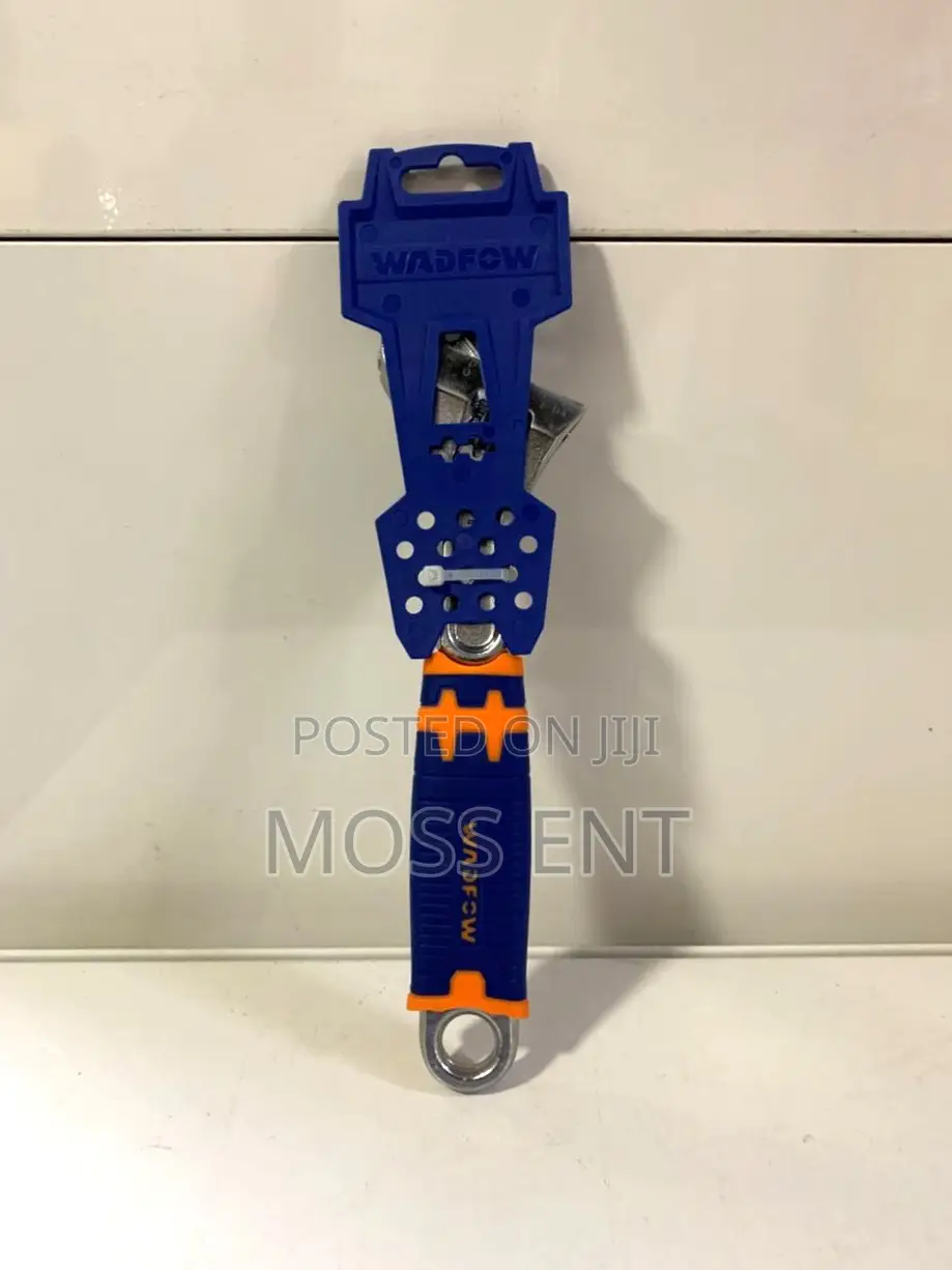 Adjustable Wrench - Waw2210