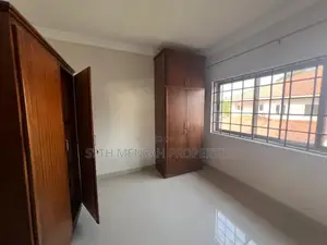 3bdrm Townhouse / Terrace in Skm, Cantonments for rent