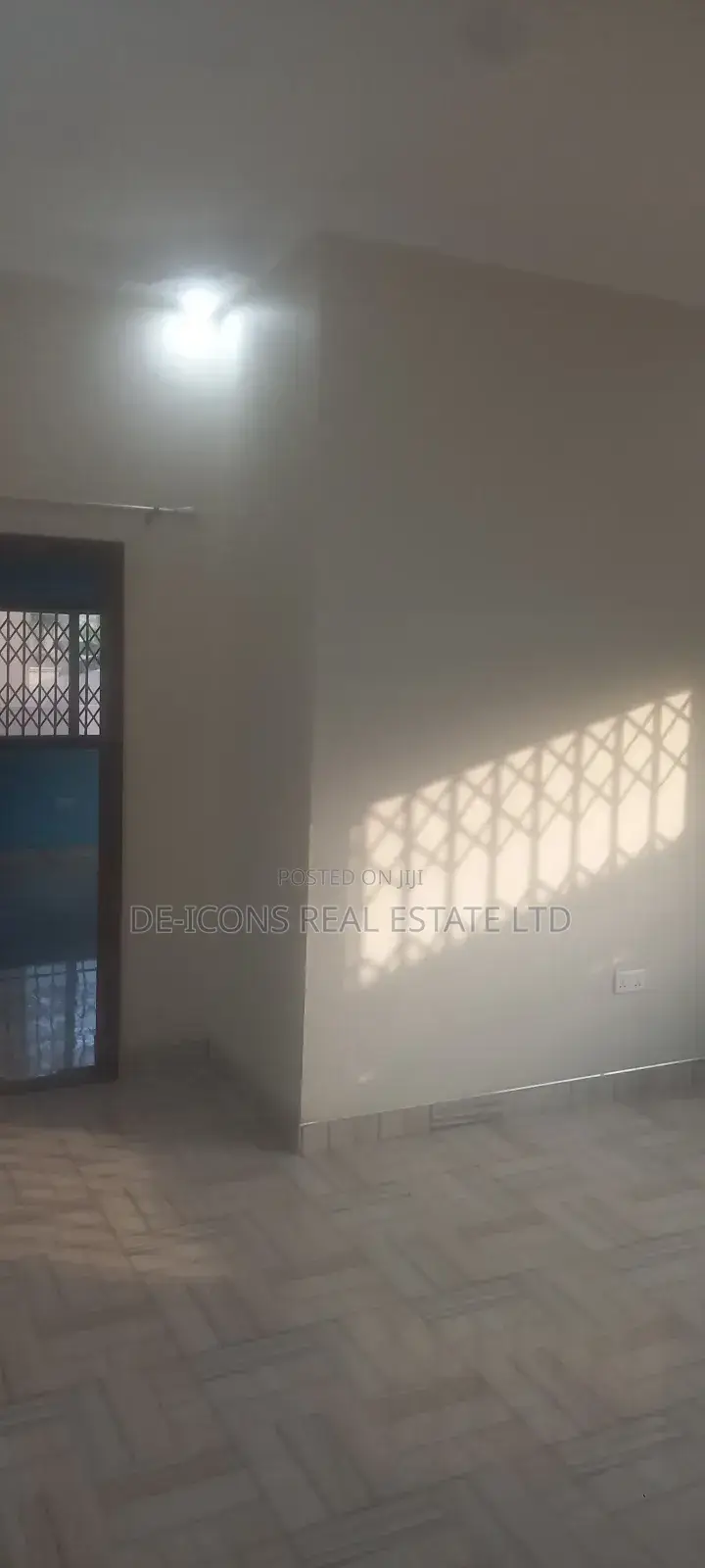 2bdrm Apartment in De-Icons Real Estate, Ga South Municipal for rent