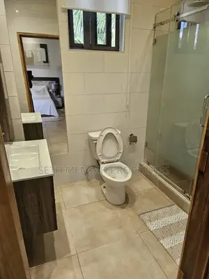 3bdrm Duplex in Skm, Dzorwulu for rent