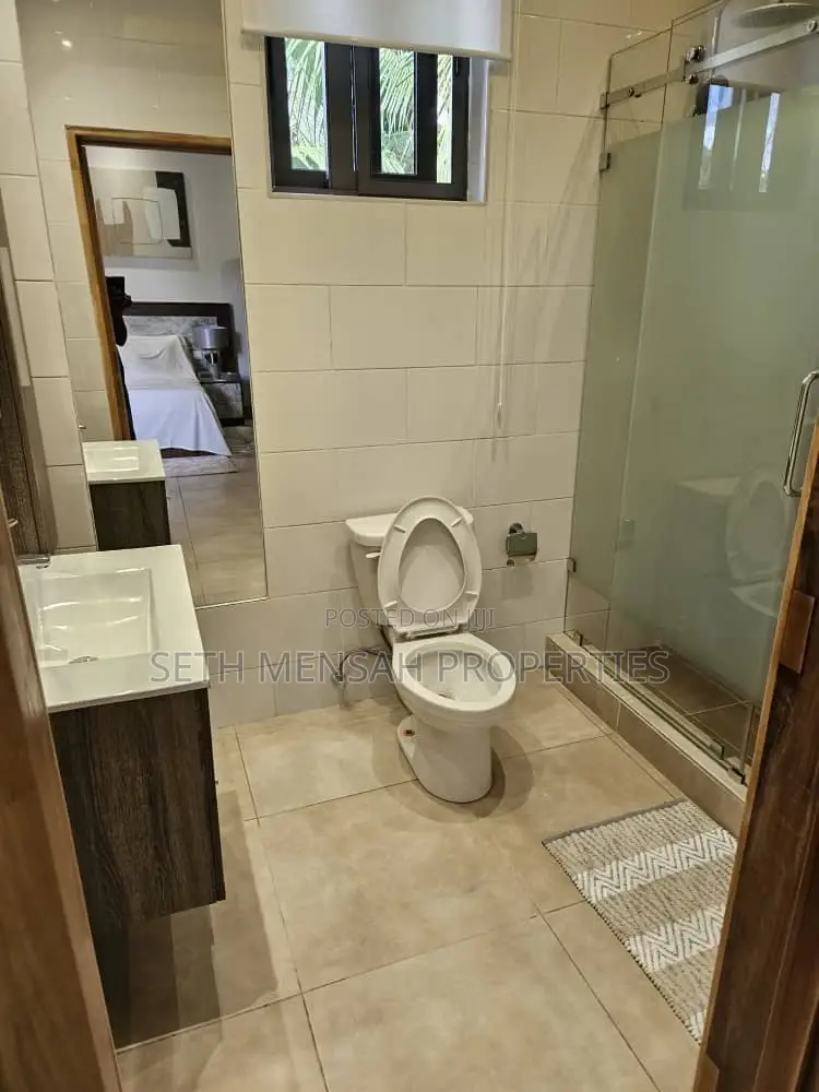 3bdrm Duplex in Skm, Dzorwulu for rent