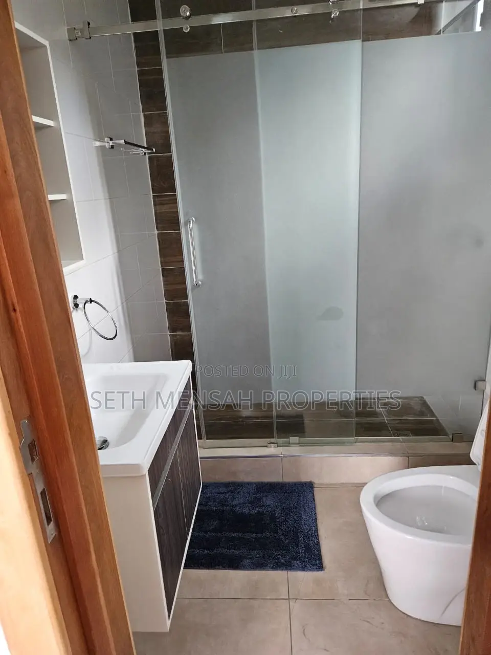 3bdrm Duplex in Skm, Dzorwulu for rent