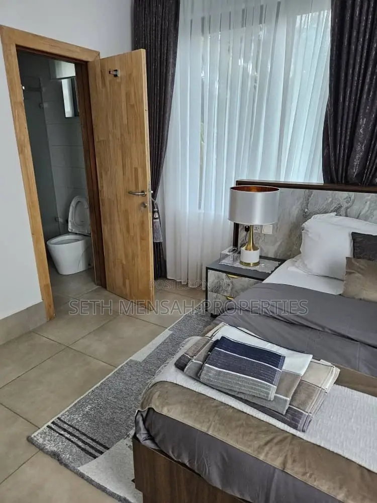 3bdrm Duplex in Skm, Dzorwulu for rent