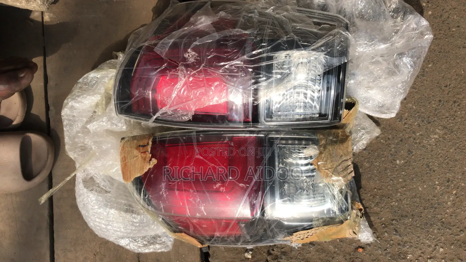 Toyota Tacoma 2018 Back Taillight Available