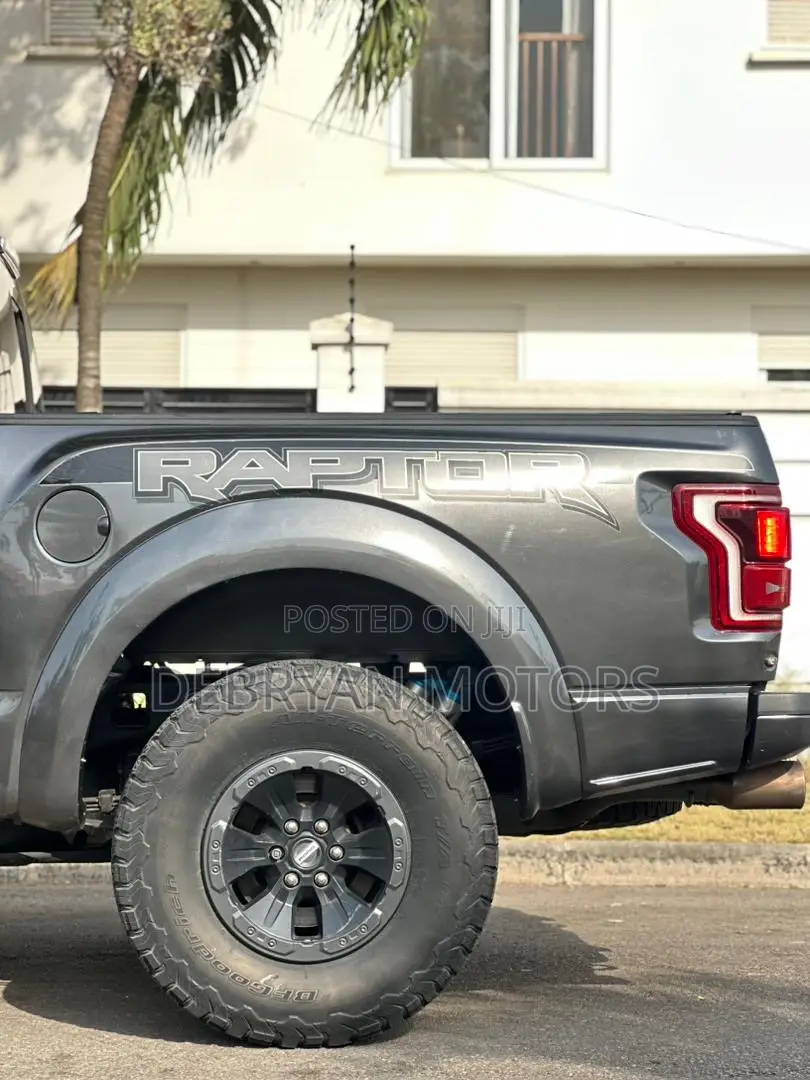 Ford F-150 2018 Gray
