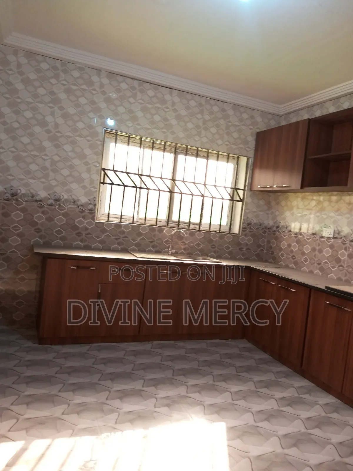 3bdrm Bungalow in Green Estate, Awutu Senya East Municipal for rent