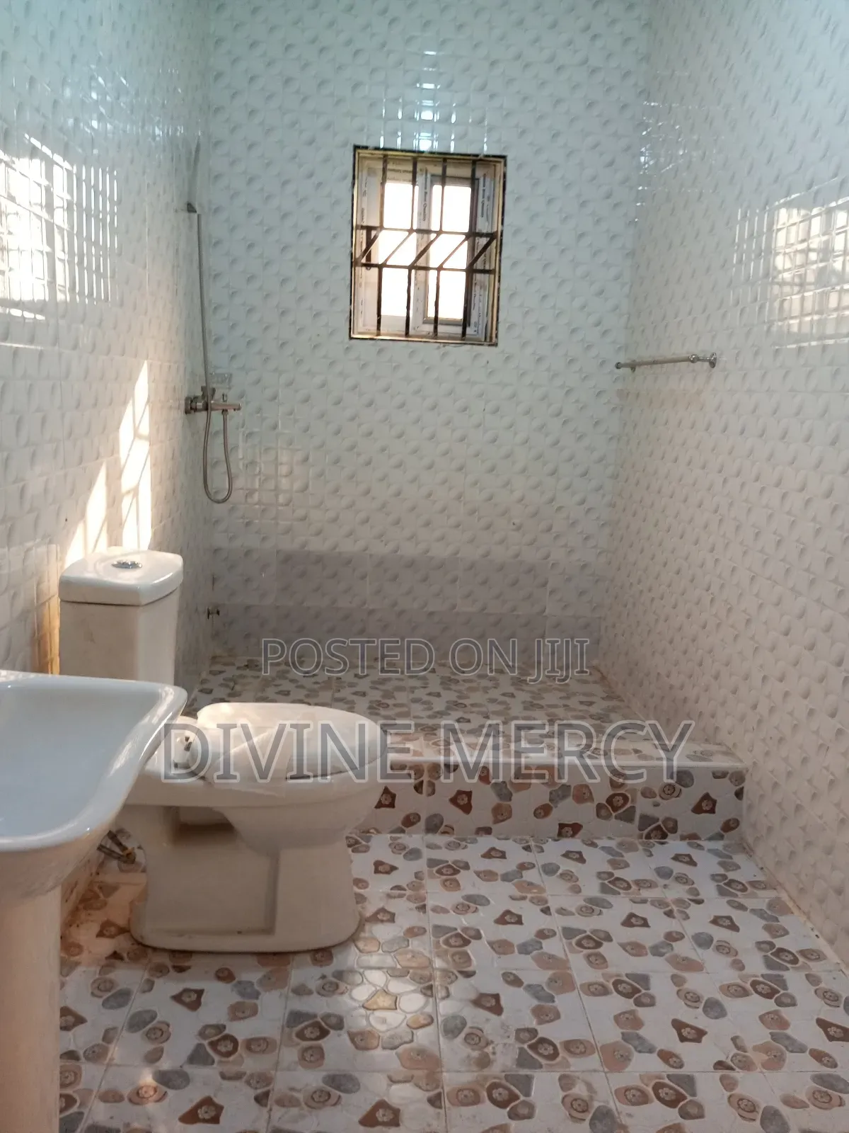 3bdrm Bungalow in Green Estate Kasoa, Awutu Senya East Municipal